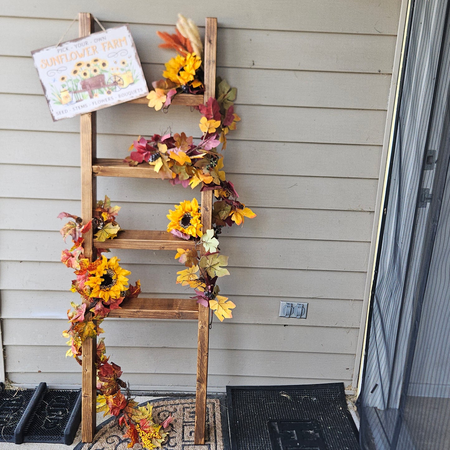 Decorative ladder