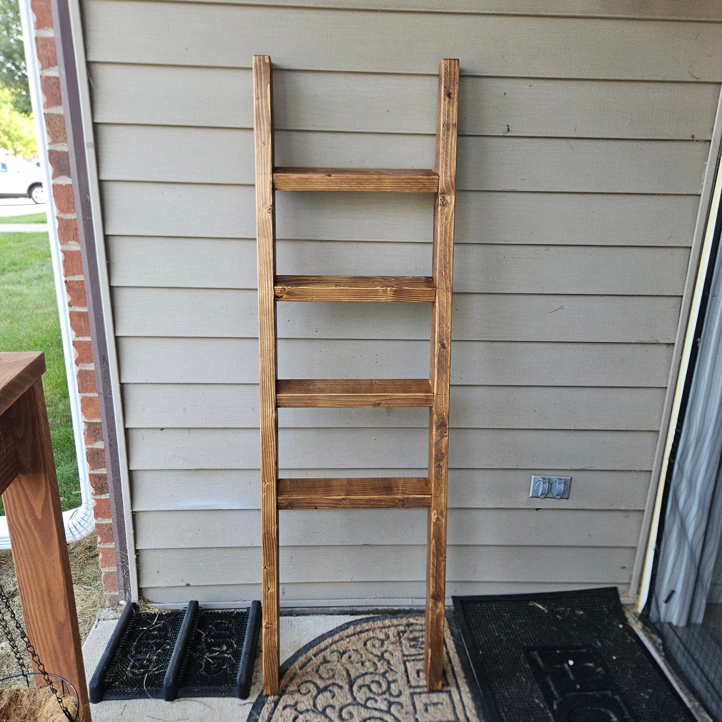 Decorative ladder