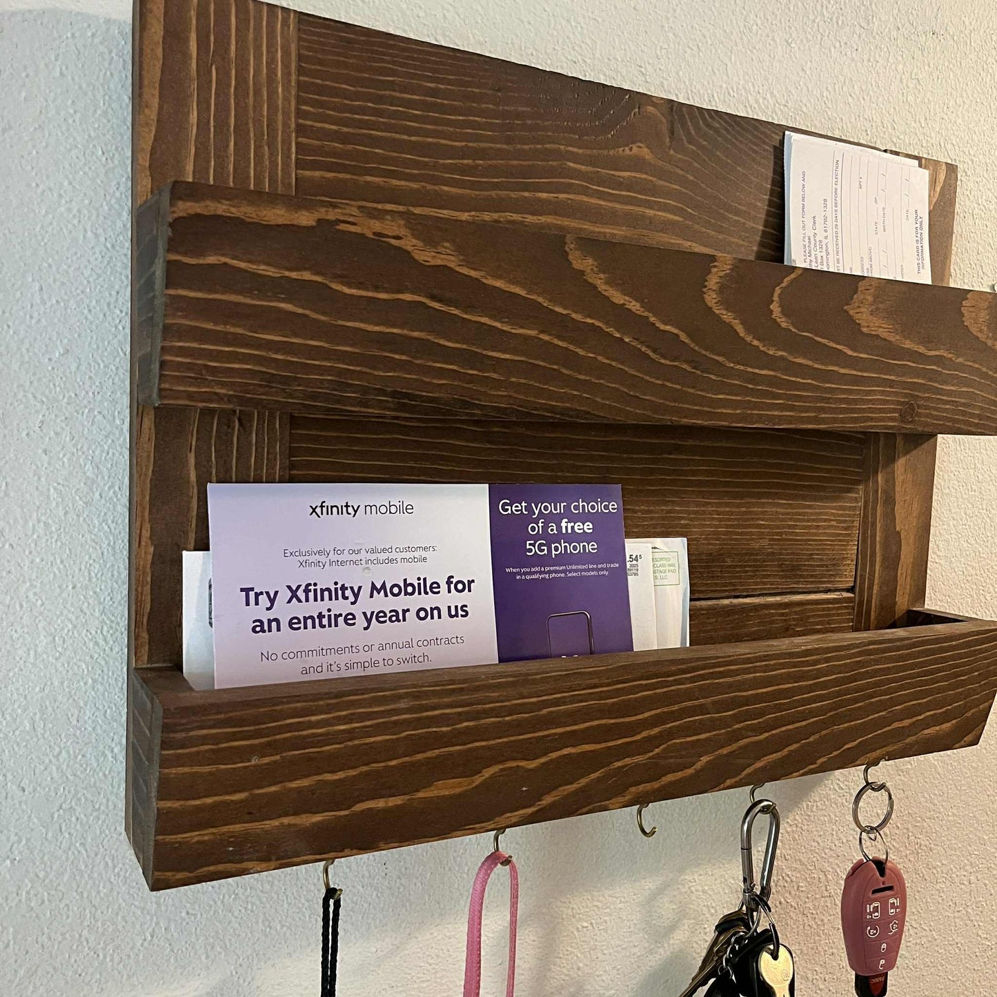Entryway organizer with key hooks